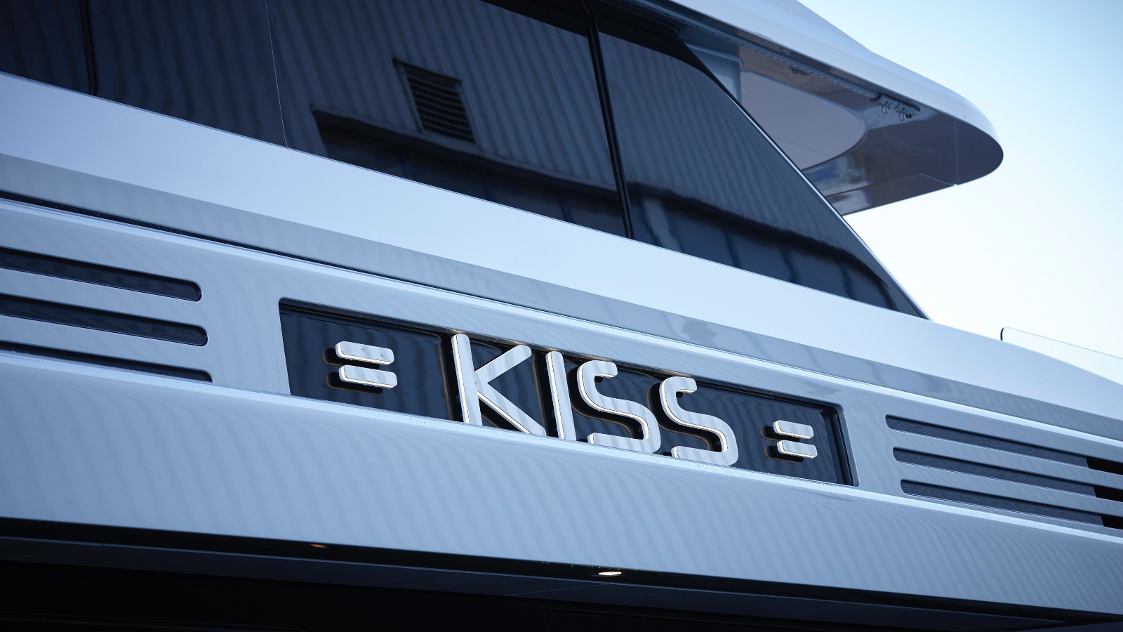 Yacht KISS, a Feadship Superyacht designed by Dubois CHARTERWORLD